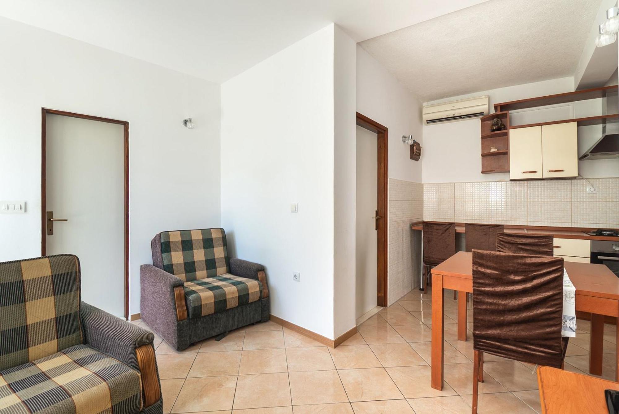 Apartments Polly พรีมอชเตน ภายนอก รูปภาพ