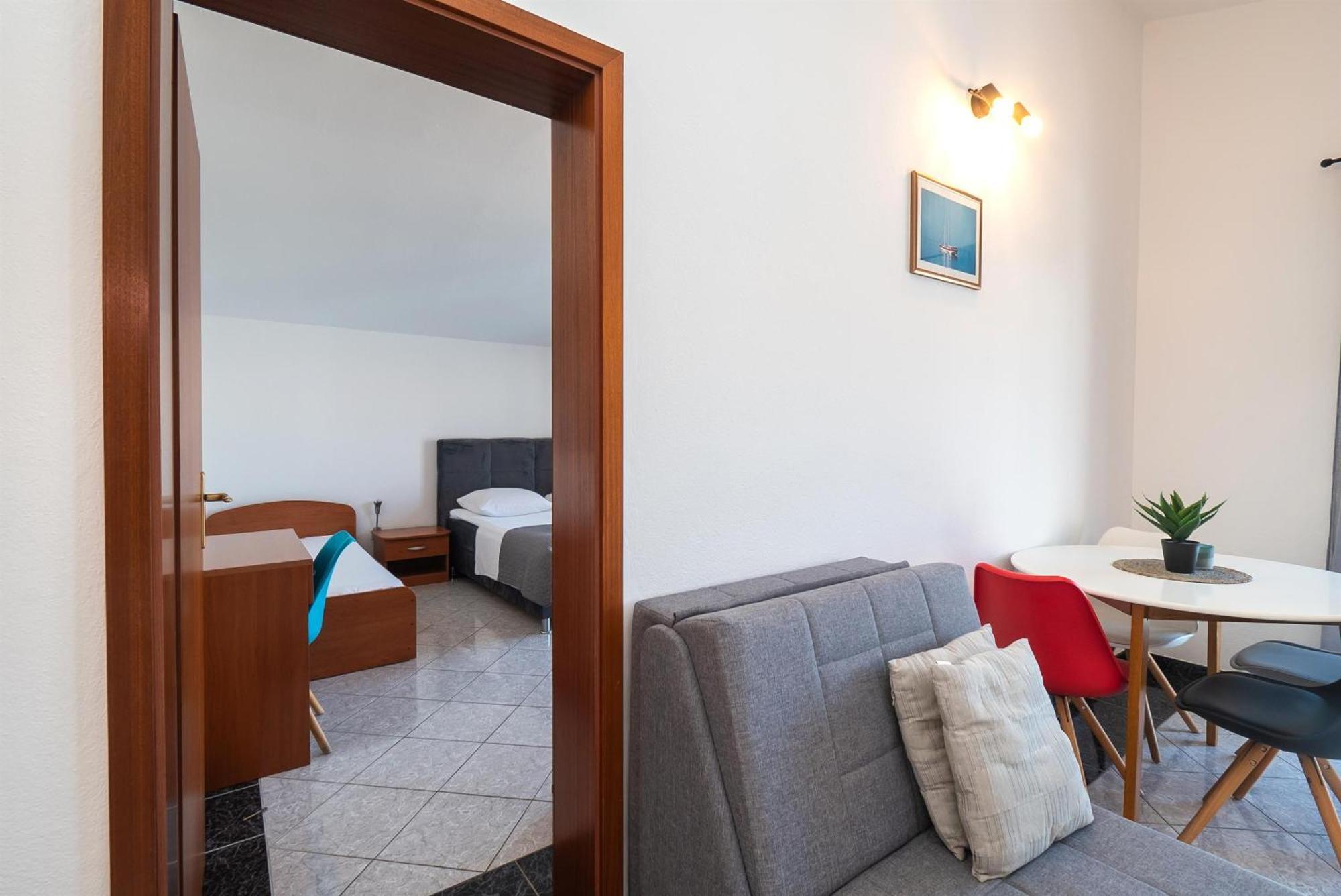 Apartments Polly พรีมอชเตน ภายนอก รูปภาพ